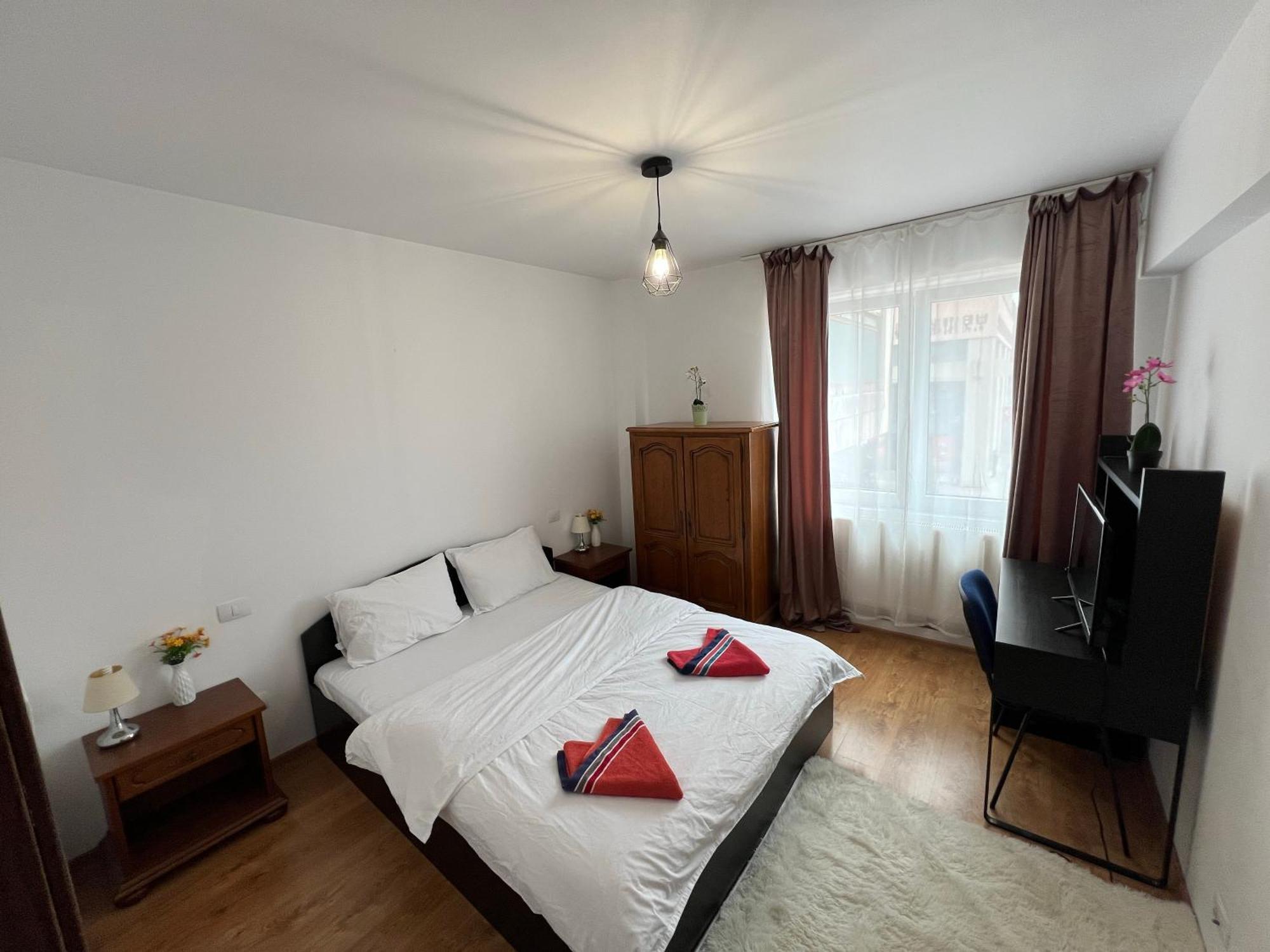 2 Rooms Apartment City Center Iasi Exterior photo