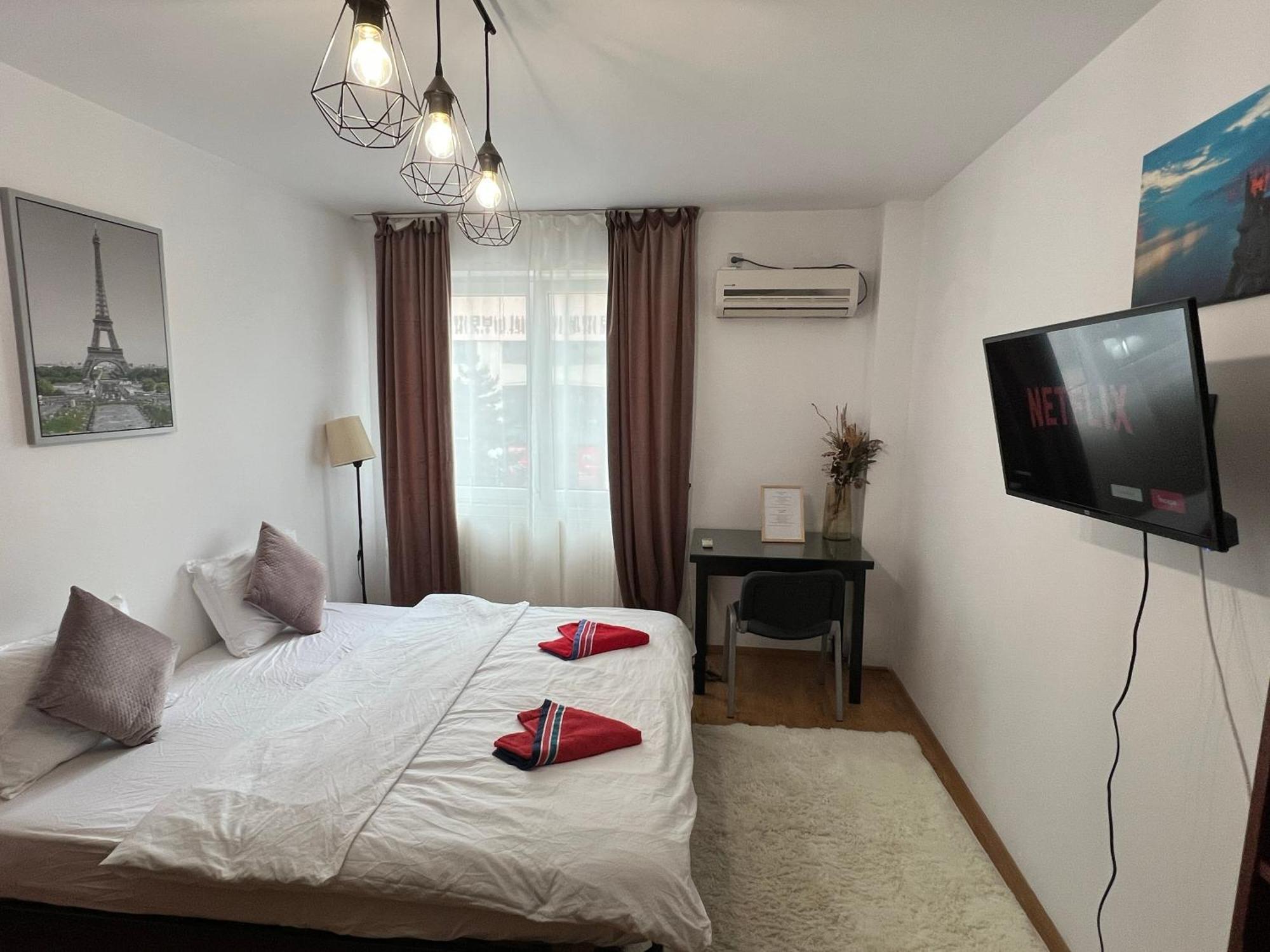 2 Rooms Apartment City Center Iasi Exterior photo